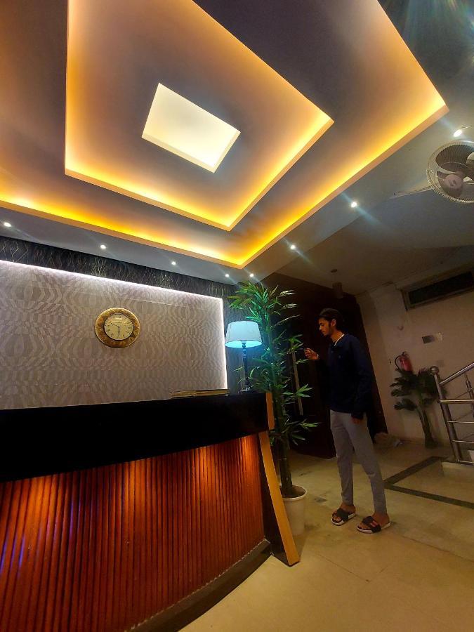 Ap Palace Hotel, Ayodhya Екстериор снимка