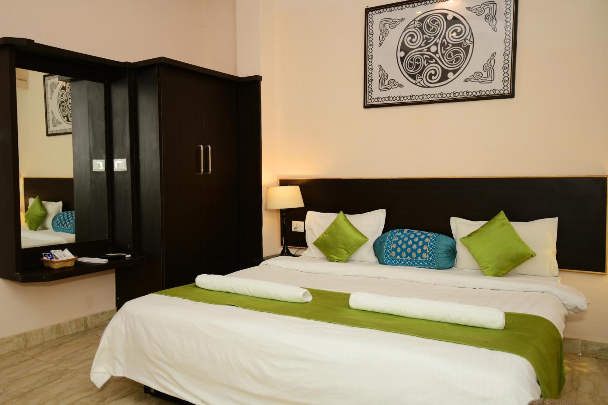Ap Palace Hotel, Ayodhya Екстериор снимка